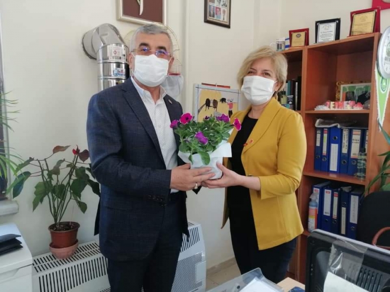 Gönüllerin Başkanı yonetimi ile gönülleri fethetmeye devam ediyor.