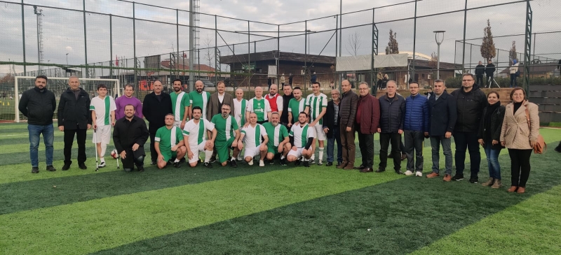 Bursa’da ampute futbol maçında ‘Dostluk’ kazandı