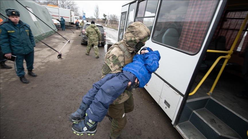 Rusya Savunma Bakanlığı, Mariupol’de tahliyeler için şartları oluşturduğunu duyurdu