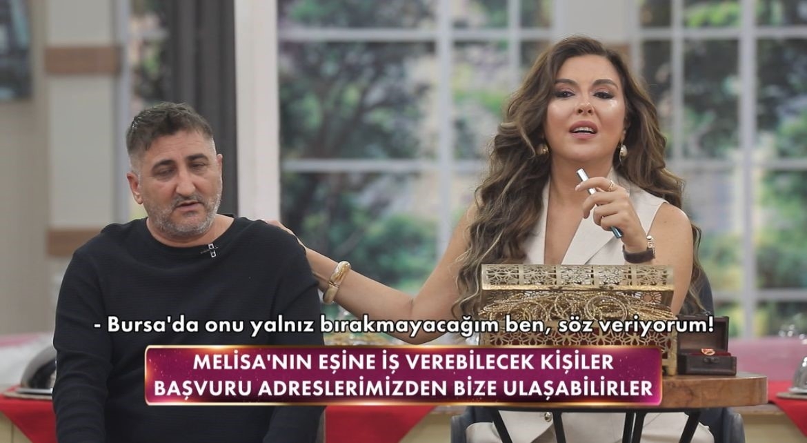 Canlı yayında duygu seli: Ses sanatçısı Mehmet Çevik’ten ‘Gelin Evi’nde zor durumdaki aileye 6 aylık kira desteği
