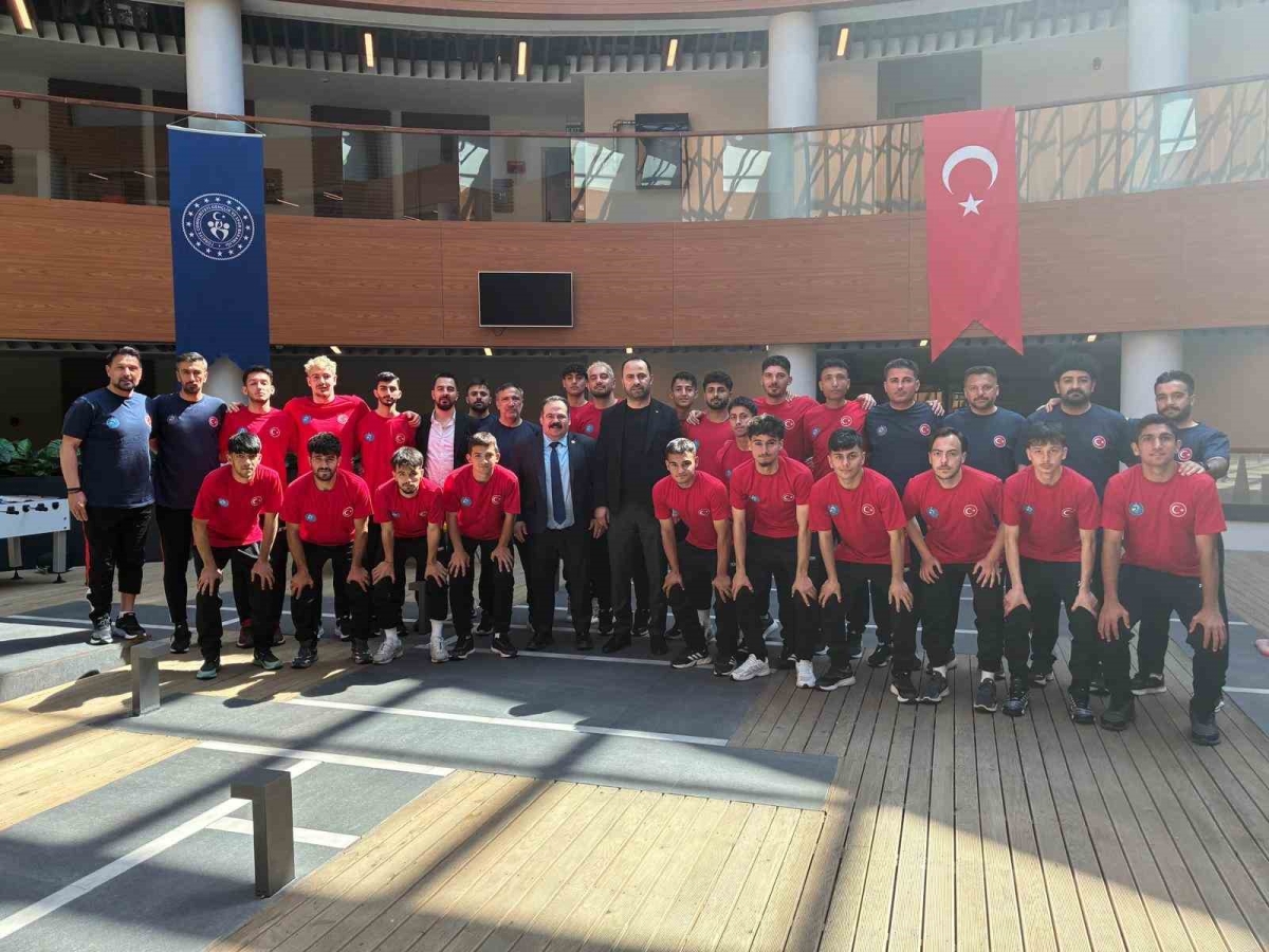 İşitme Engelliler U23 Milli Takımı, son kampını Riva’da yaptı
