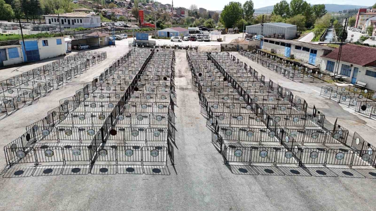 Bozüyük’te kurban satış yerleri hazırlandı

