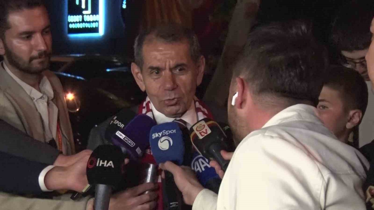 Dursun Özbek: 