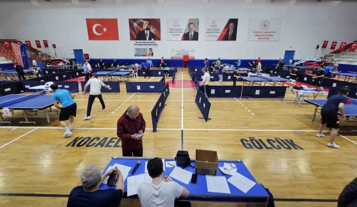 Gölcük’te masa tenisi heyecanı
