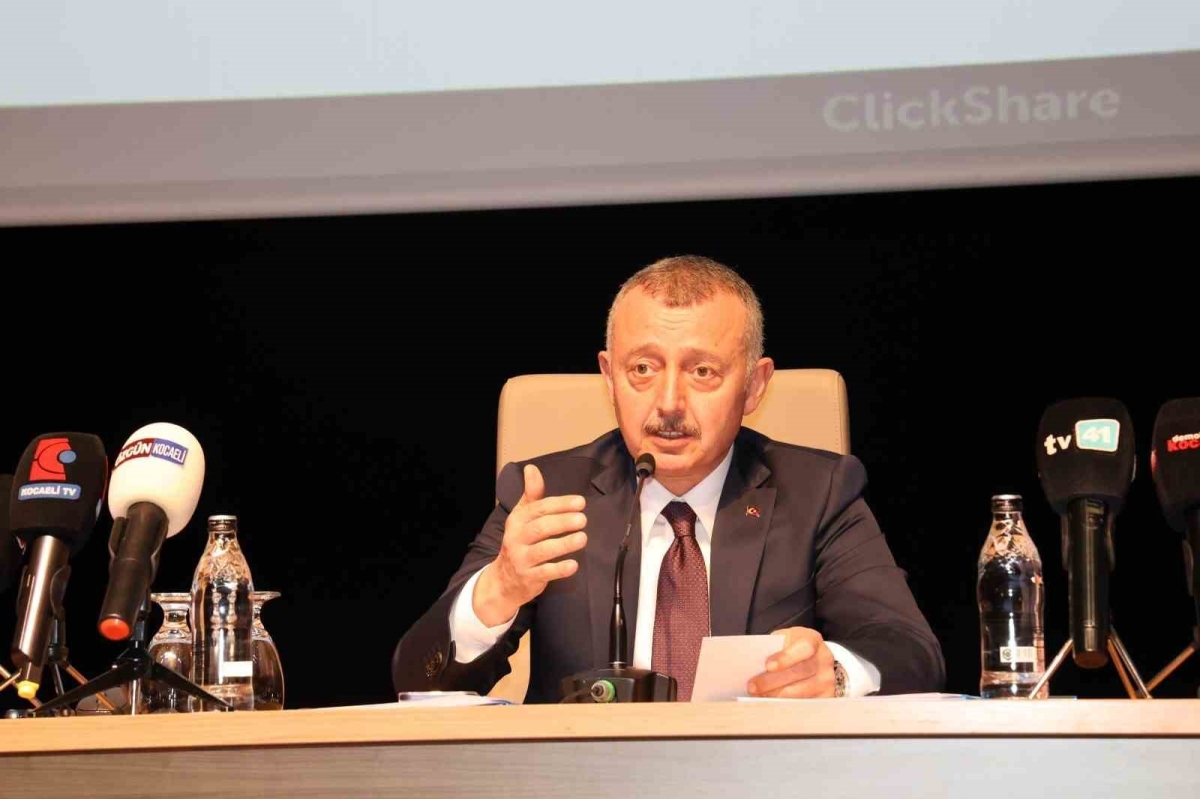 Büyükakın’dan İzmir’e: 