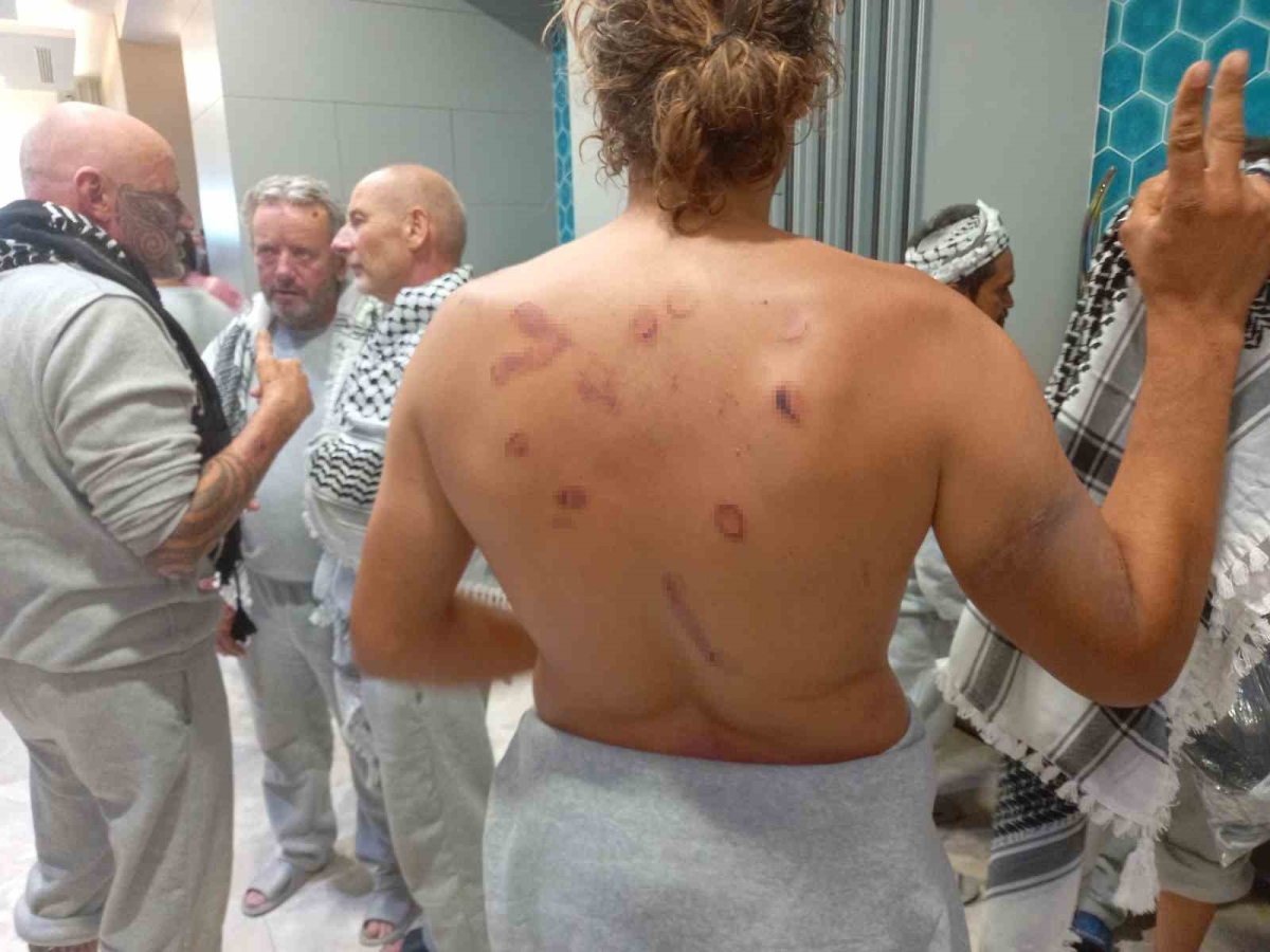 İsrail’in alıkoyduğu Küresel Sumud Filosu aktivistleri İstanbul’a geldi
