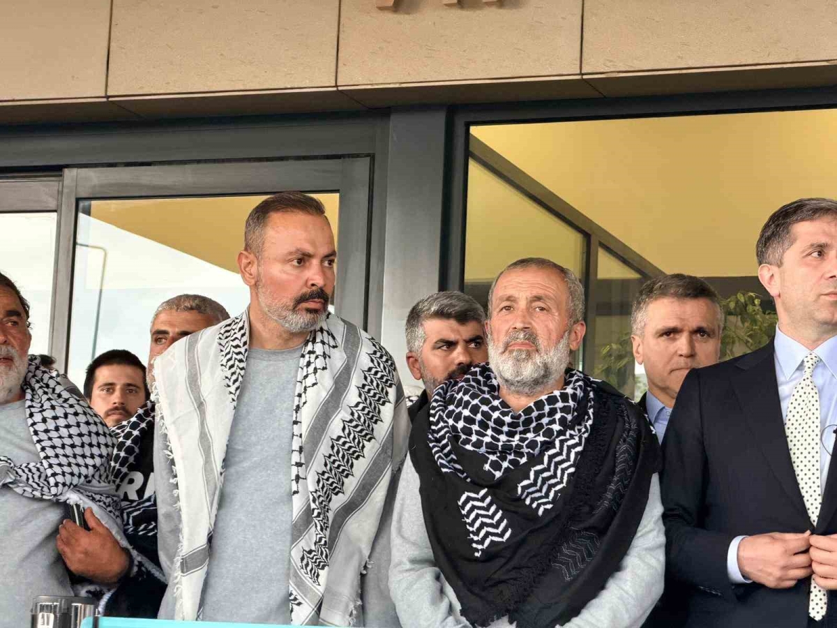 İsrail’in alıkoyduğu Küresel Sumud Filosu’ndaki 422 aktivist İstanbul’a geldi
