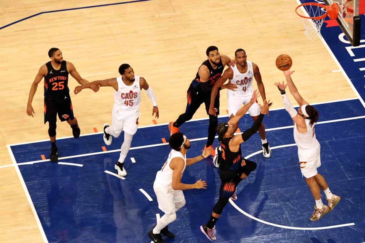 New York Knicks, Cleveland Cavaliers karşısında seriyi 2-0 yaptı
