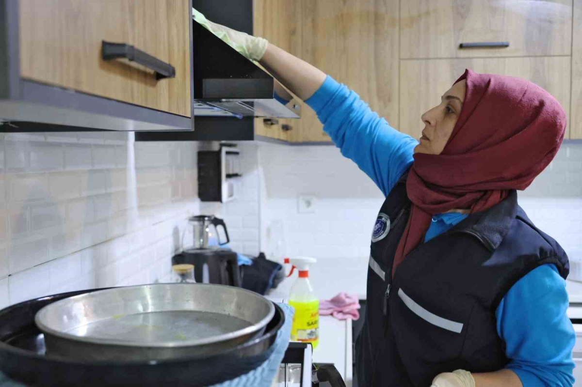 Bursa Büyükşehir’den bayram öncesi temizlik desteği
