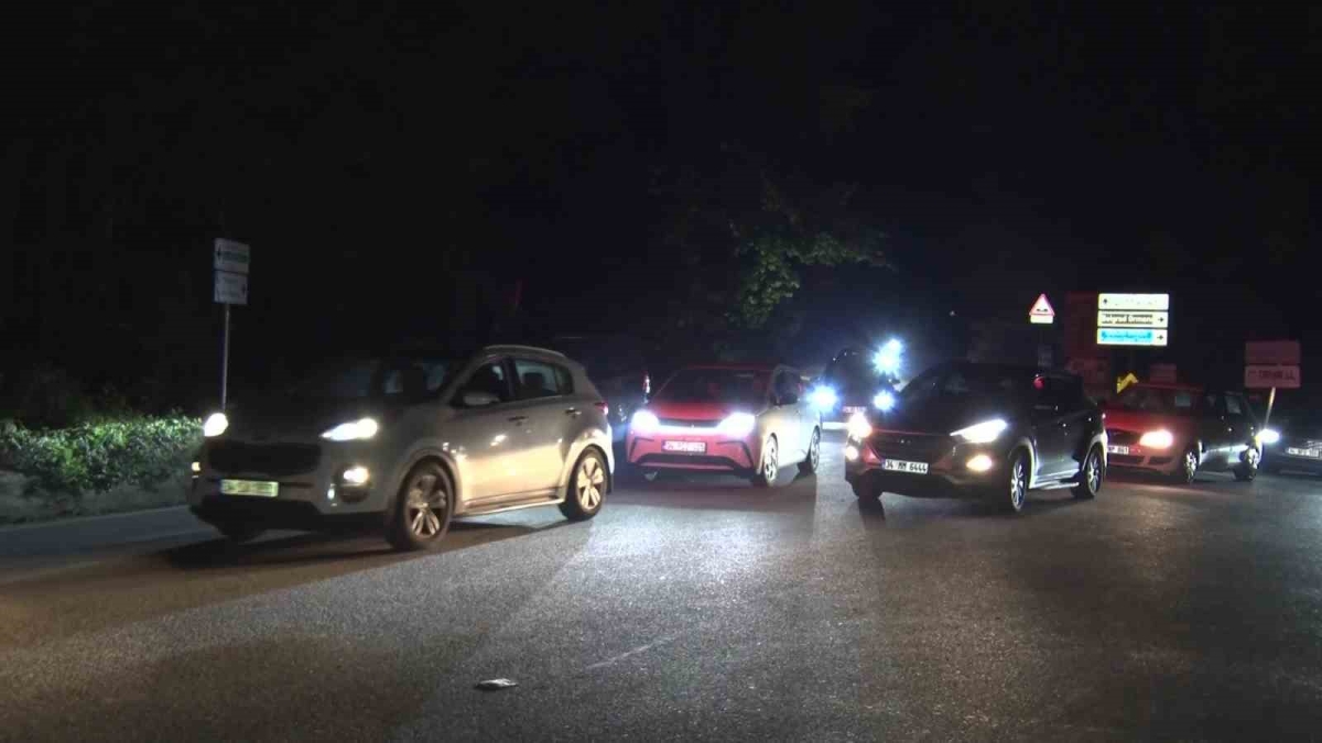Belgrad Ormanı’nda bayram yoğunluğu: Vatandaşlar kontak kapattı
