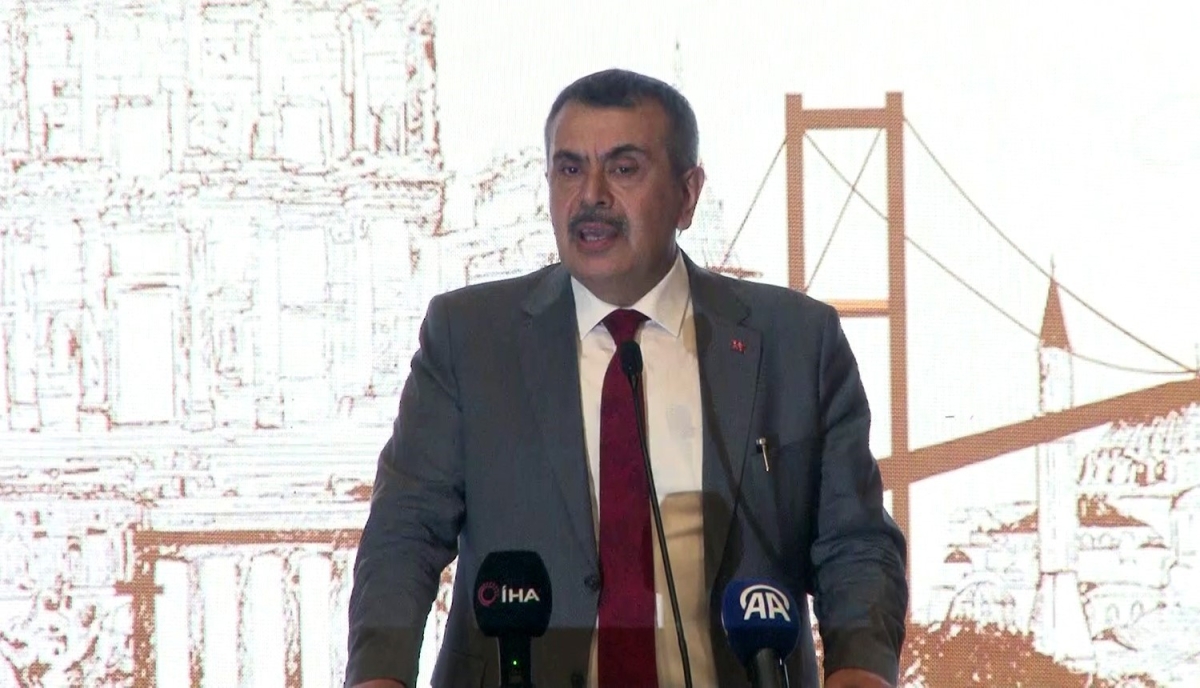 Milli Eğitim Bakanı Tekin: 