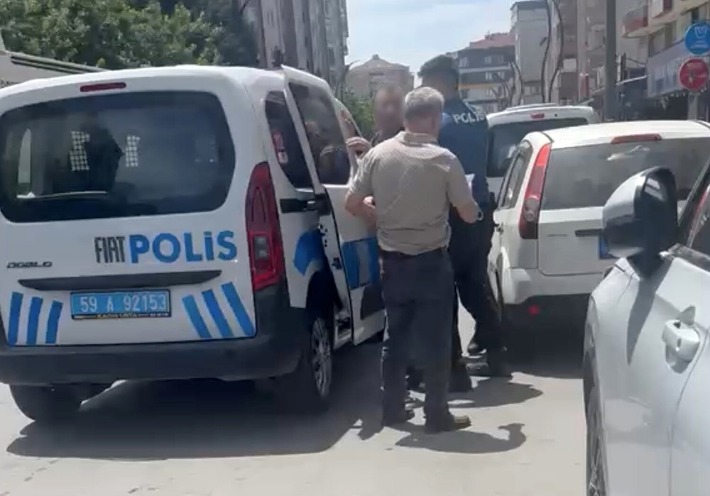Tekirdağ’da bıçaklı kavga: 1 yaralı
