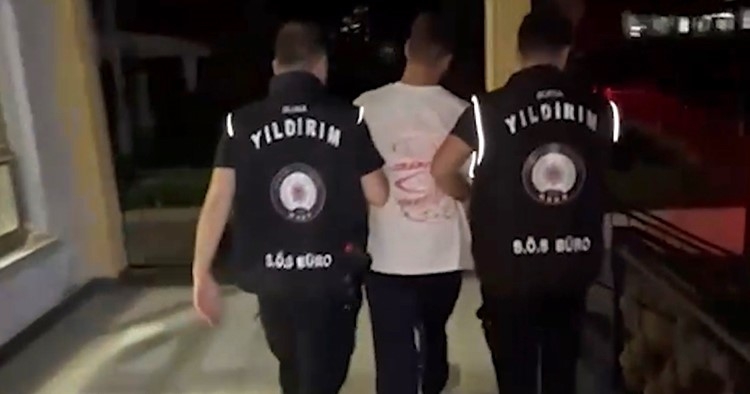 12 yıl 6 ay hapis cezasıyla aranıyordu, kovalamaca sonrası yakalandı

