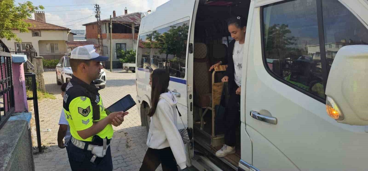 Bilecik’te okul servis araçları denetlendi

