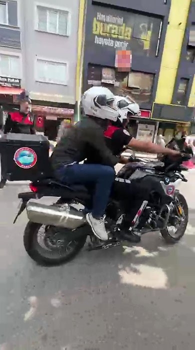 Kimliğini kaybeden adayın imdadına Yunuslar yetişti
