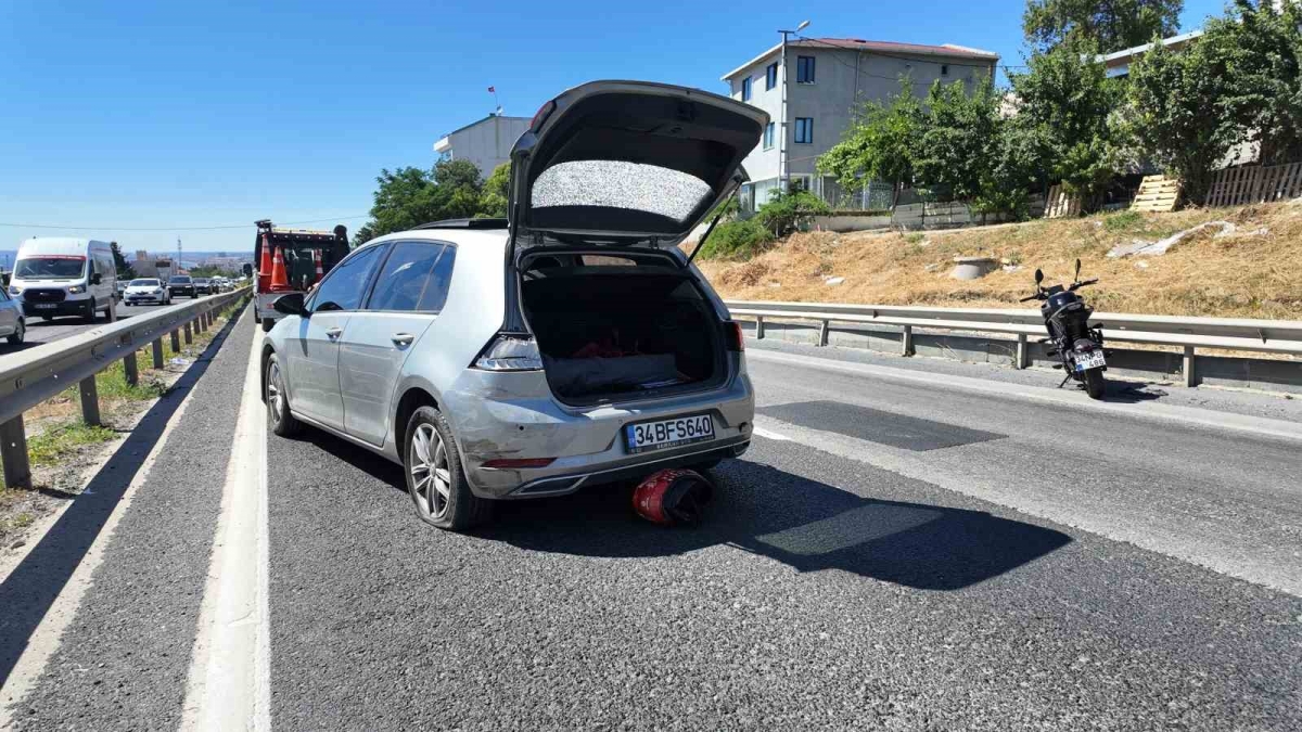 Büyükçekmece’de otomobile arkadan çarpan genç motosiklet sürücüsü hayatını kaybetti
