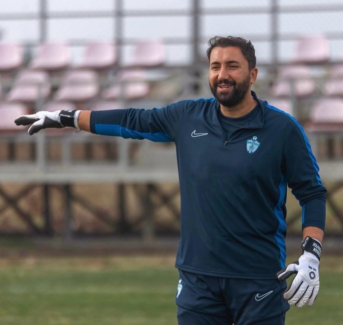 Erhan Kuşkapan, Santa Lucia’da
