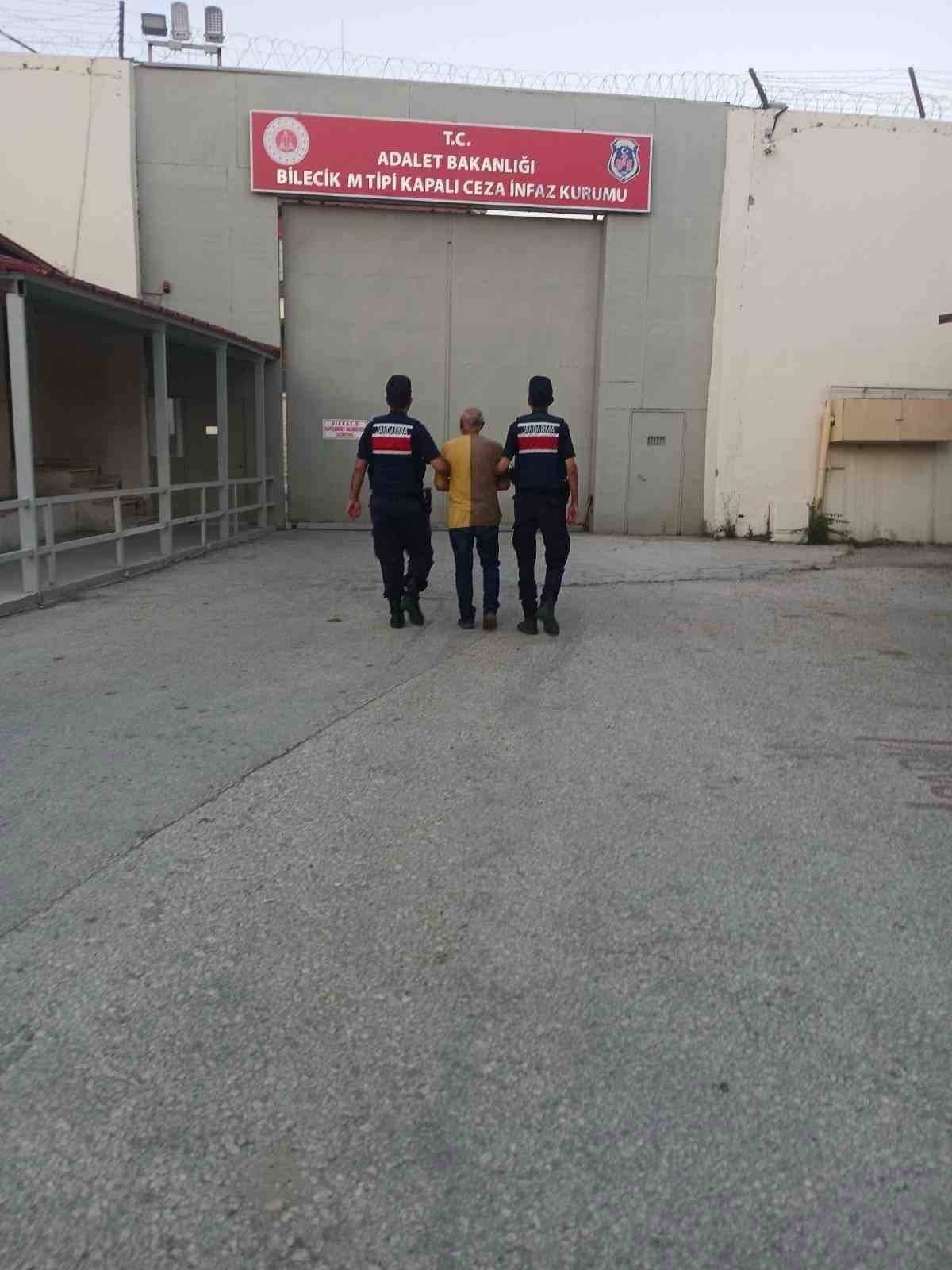 Bilecik’te dört ayrı suç kaydı bulunan şahıs yakalandı
