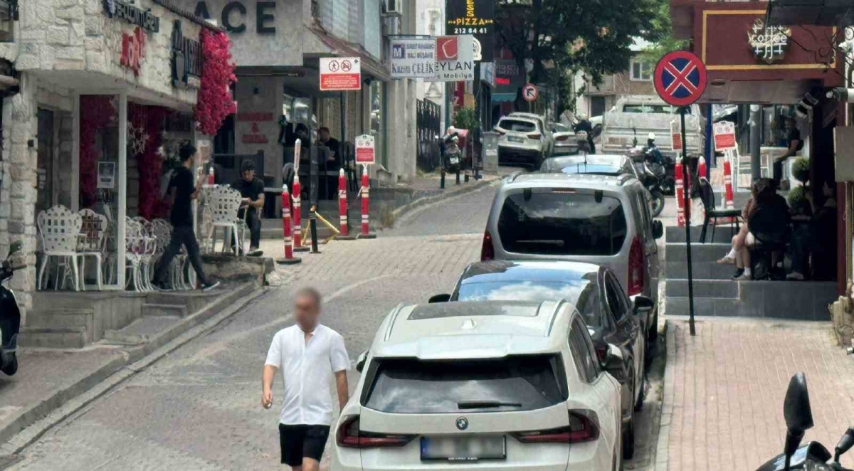 Esnaf sokağın kapatılmasını talep etti
