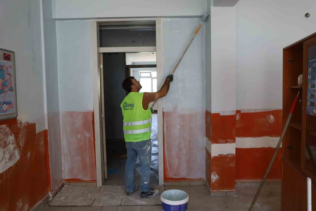 Eğitim yuvaları Büyükşehir’le yenileniyor

