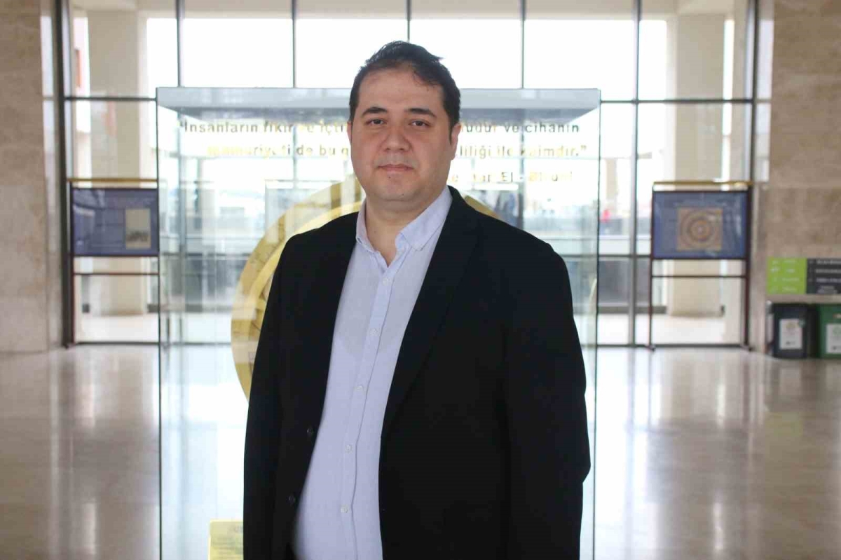 Masa başında uzun saatler geçirenler için 
