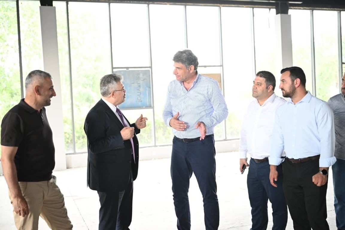 Kartepe’ye modern spor salonu yükseliyor
