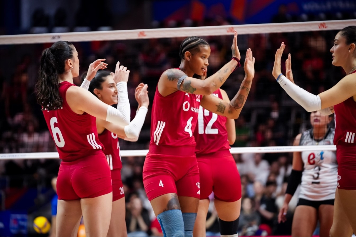A Milli Kadın Voleybol Takımı, Tayland galibiyetiyle 4. sırada tamamladı
