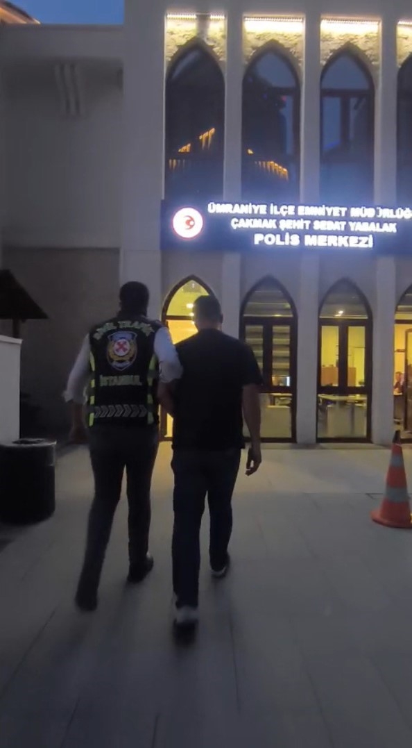 Sosyal medyada paylaştı, sanal devriyeye yakalandı: Ümraniye’de makas atan sürücüye rekor ceza
