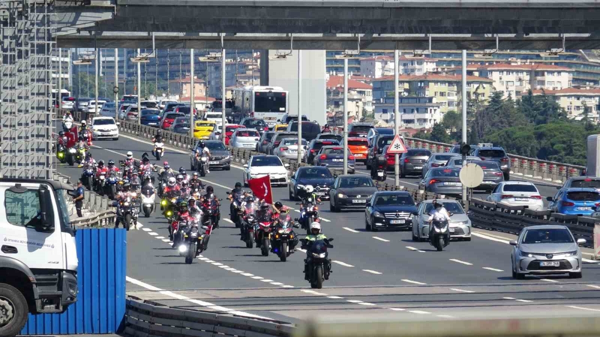 15 Temmuz’un 10’uncu yılında anlamlı kortej: 