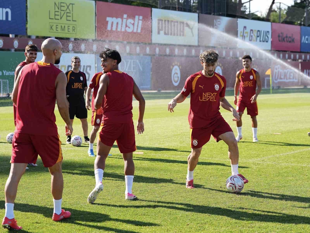 Galatasaray, hazırlıklarını sürdürdü
