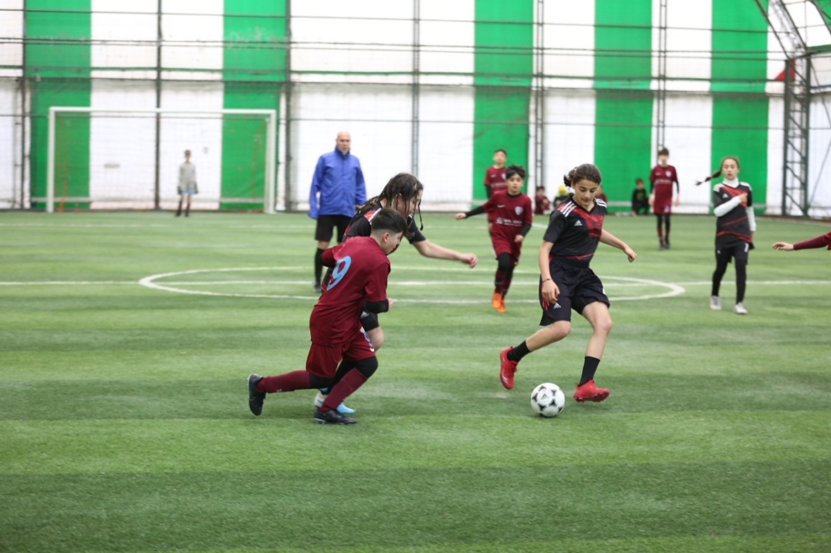 Küçükçekmece’de ücretsiz yaz spor okulları başladı
