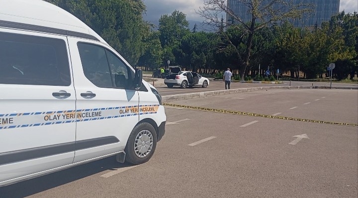 Bursa Adliyesi’nde boşanma davası gerginliği: Silahla ateş açıldı, 5 gözaltı
