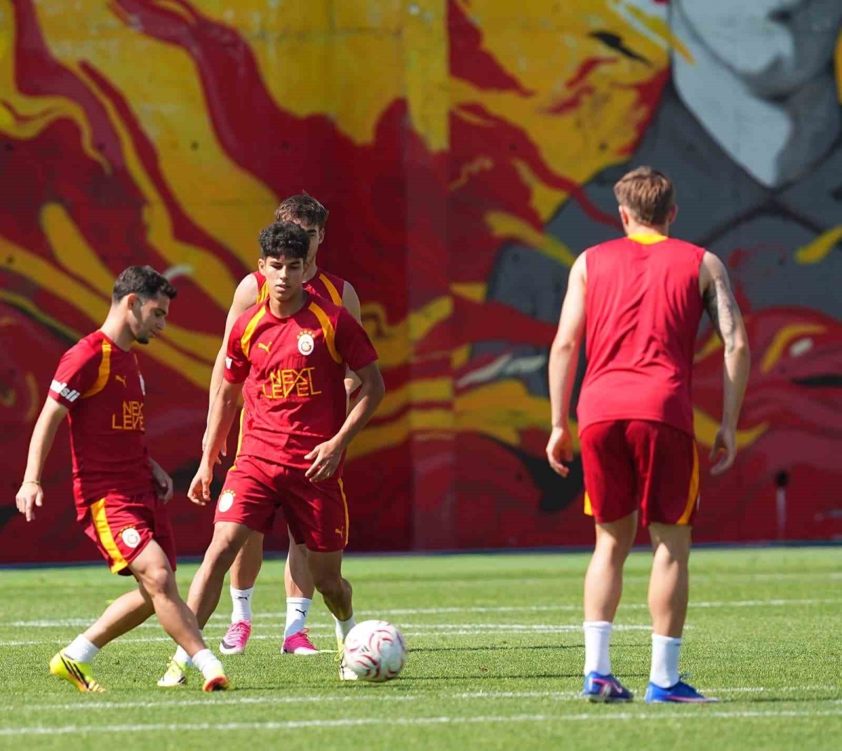 Galatasaray yeni sezon hazırlıklarına devam etti
