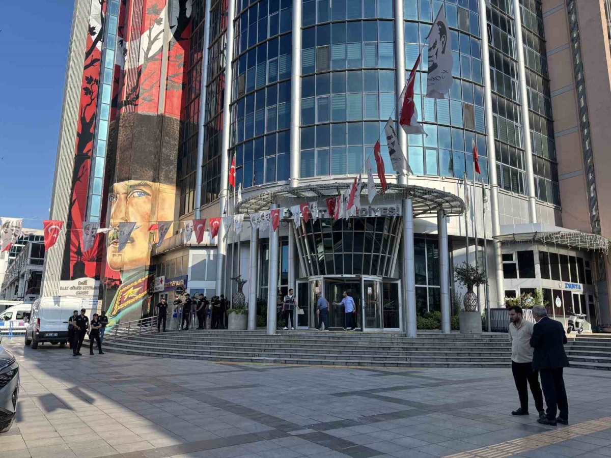 İzmit Belediyesi’ne yönelik 