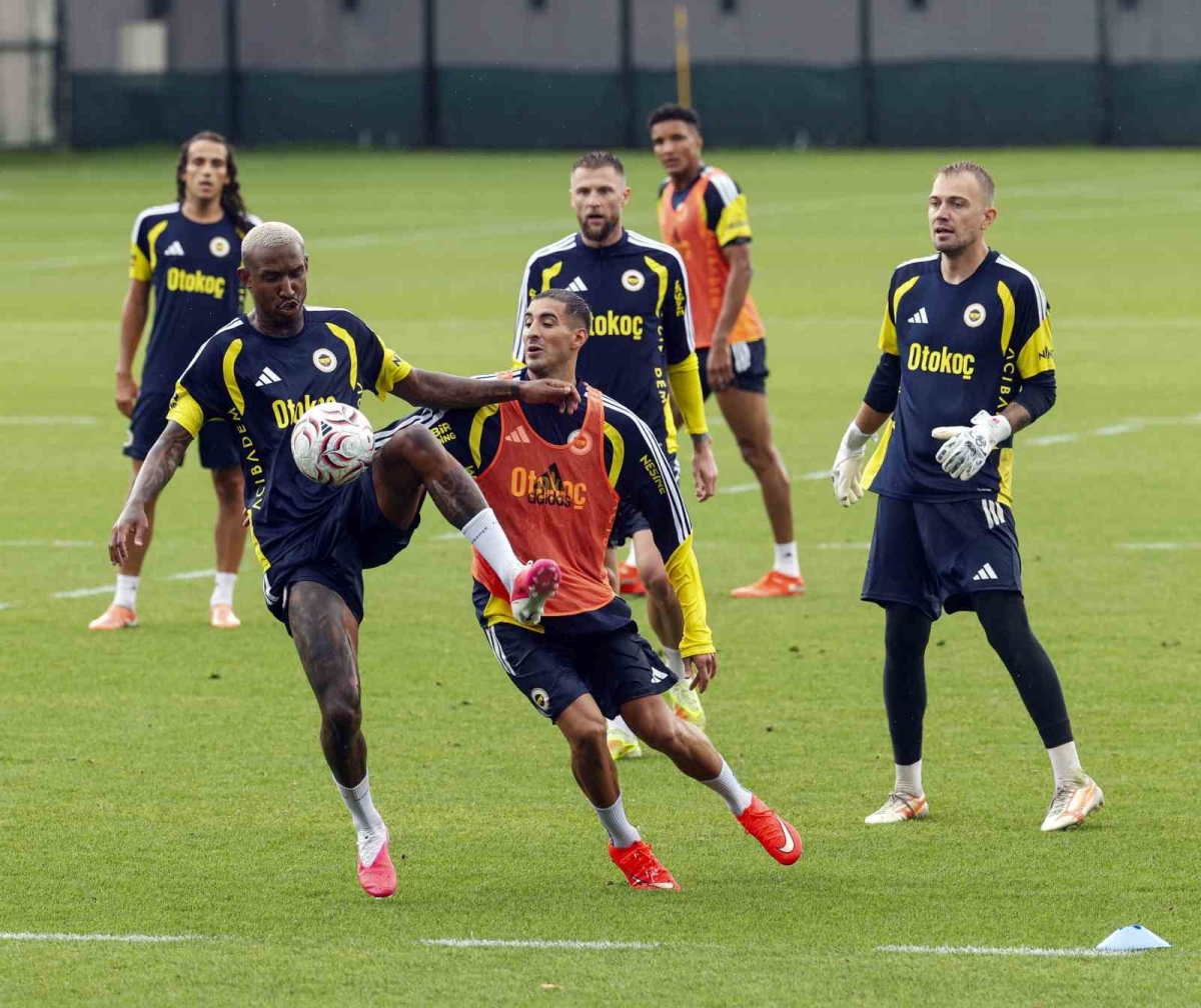 Fenerbahçe’de Gornik Zabrze maçı hazırlıkları devam etti
