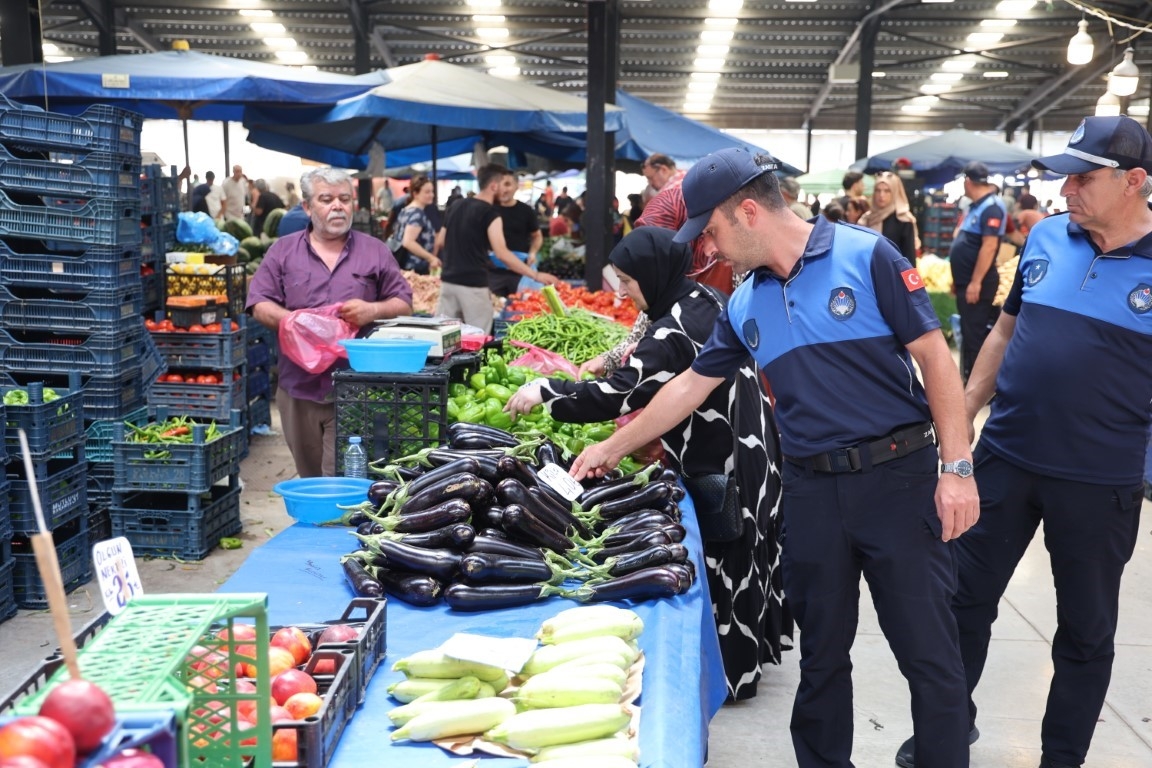 Pazarlarda tartı ve tezgahlar mercek altında

