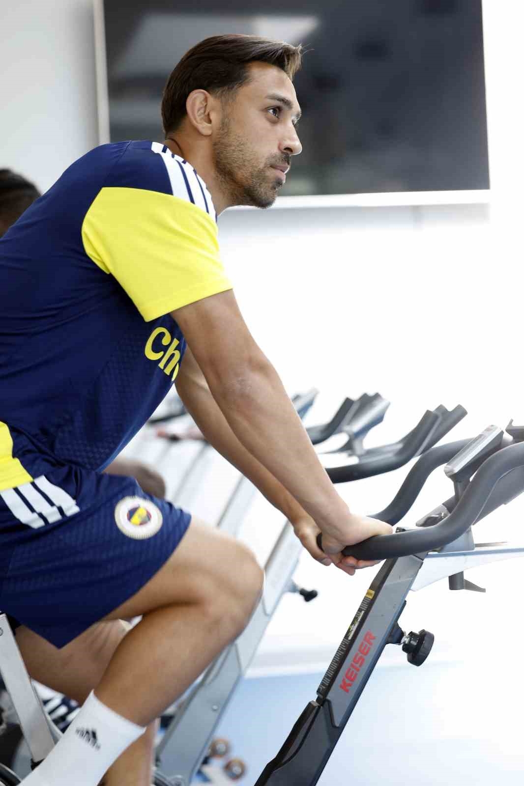 Fenerbahçe, Gençlerbirliği maçı hazırlıklarına başladı
