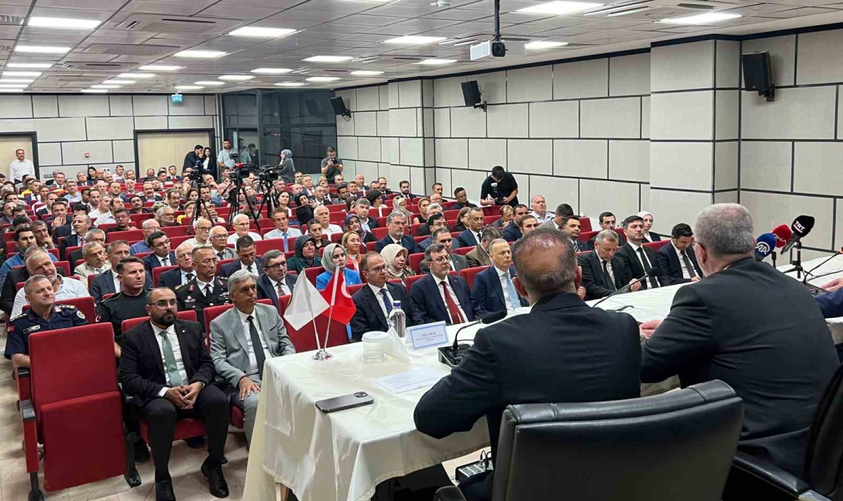 Bakan Bolat: 