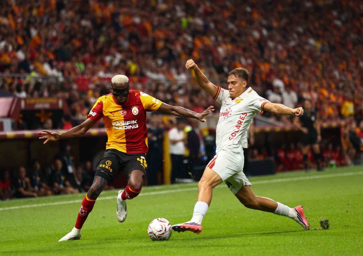 Trendyol Süper Lig: Galatasaray: 1 - Göztepe: 1 (İlk yarı)
