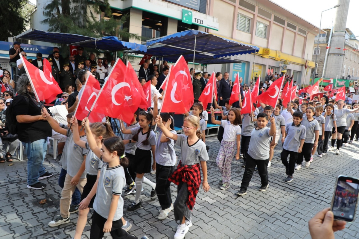Edremit’in Kurtuluşunun 104. yılı coşkuyla kutlanacak

