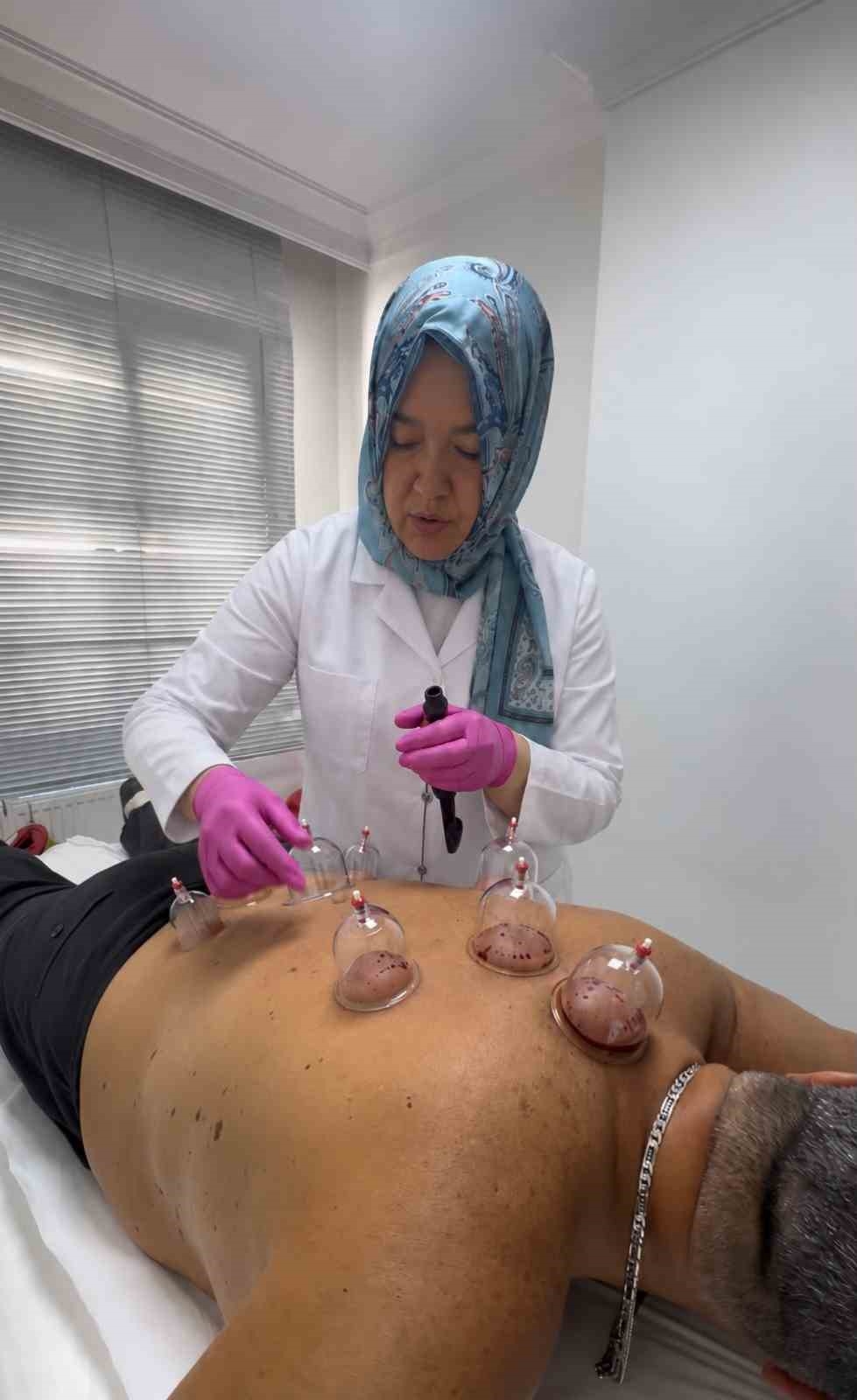 Dr. Esra Çetin Timur’dan hacamat uyarısı: 