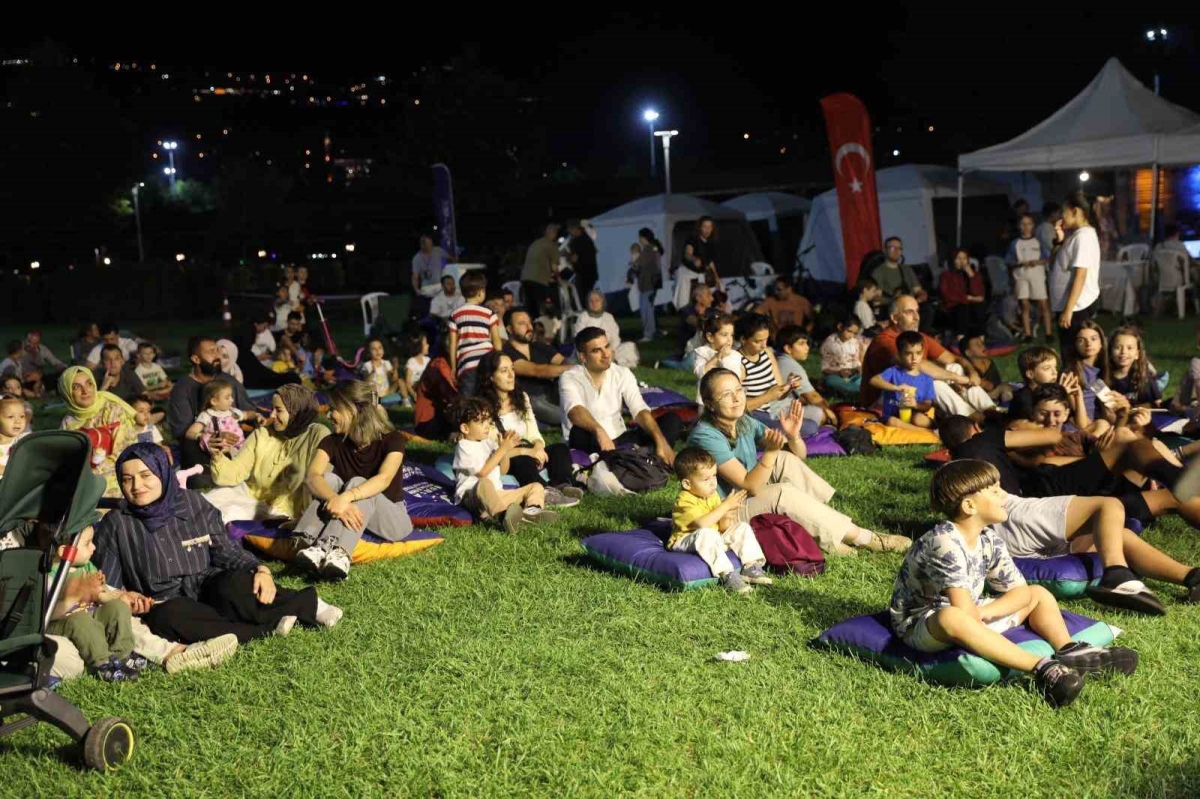 Hüdavendigar Kent Parkı’nda bilim dolu gece
