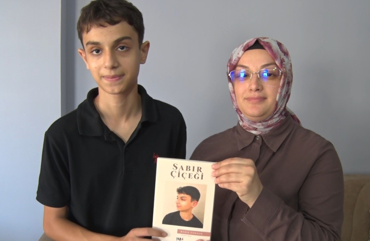 Anne ve oğlunun yıllar süren kanser mücadelesi şiirlerle buluştu: 