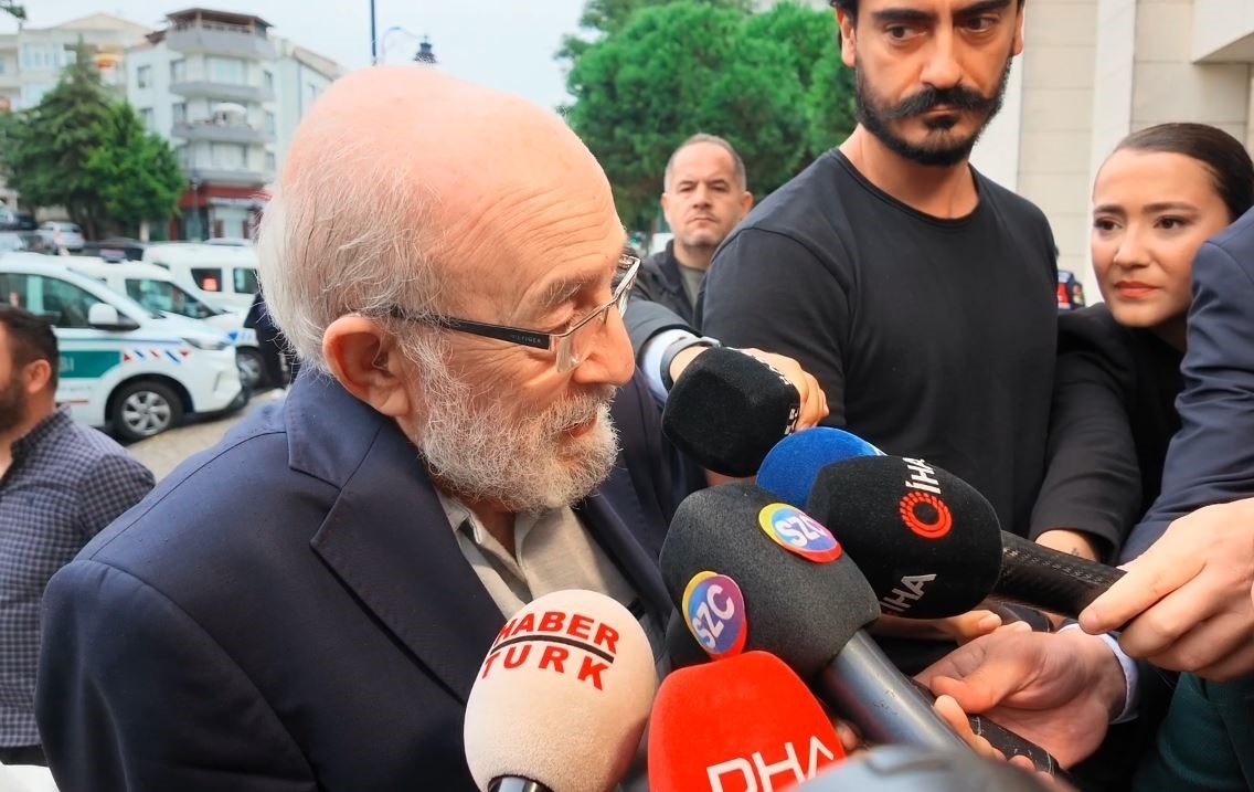 Sinema ve tiyatro oyuncusu Emin Olcay: 