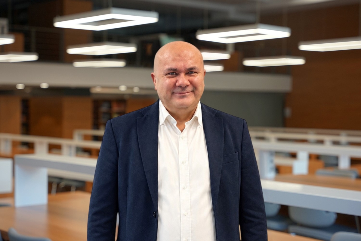 Dr. Öğr. Üyesi Murat Koçanlı: 