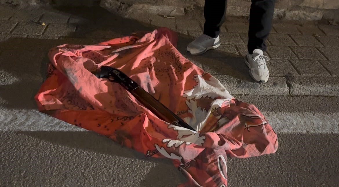 Önce polisi çağırdılar, sonra ekiplere direndiler
