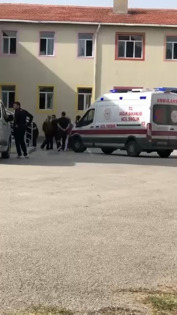 Edirne’de okulda zehirlenme iddiası
