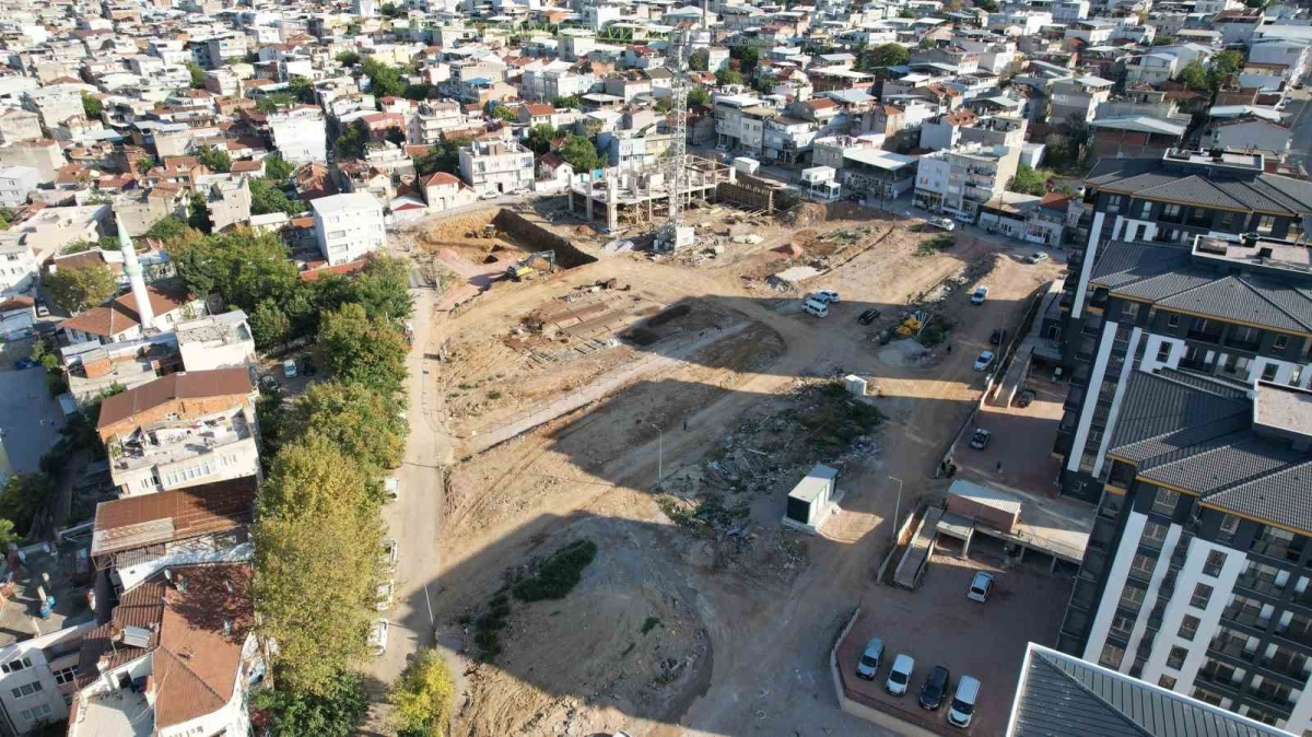 Yıldırım geleceği inşa ediyor
