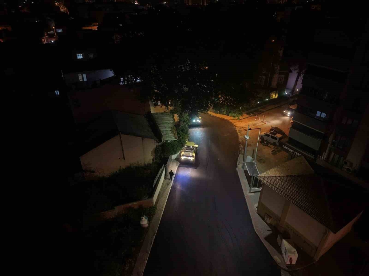 Büyükşehir ekiplerinden ulaşımda gece mesaisi

