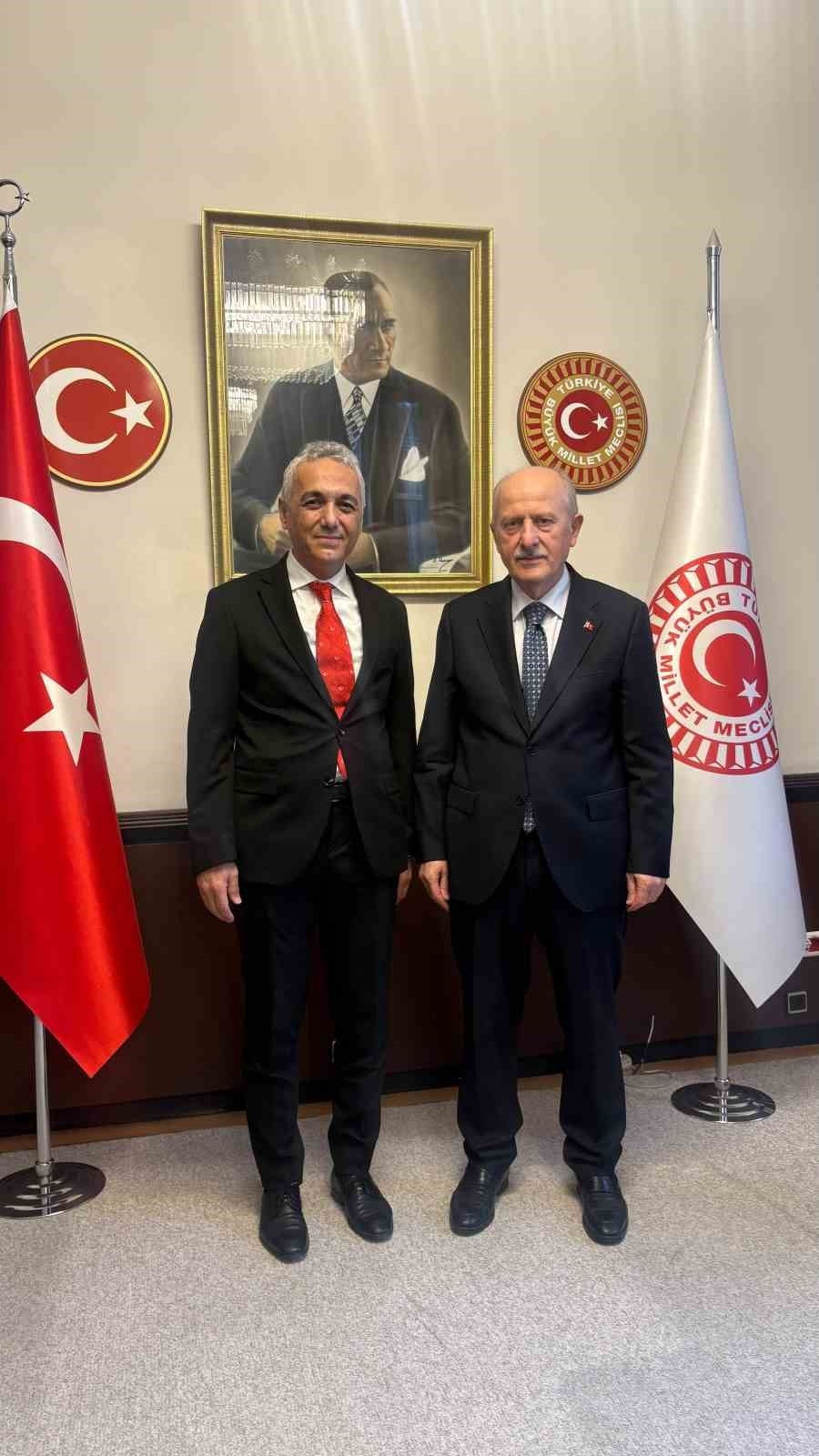 HEKİMSEN Genel Başkanı Kurban’dan TBMM’de kritik temaslar: Hekimlik Meslek Kanunu ve sosyal projeler masaya yatırıldı
